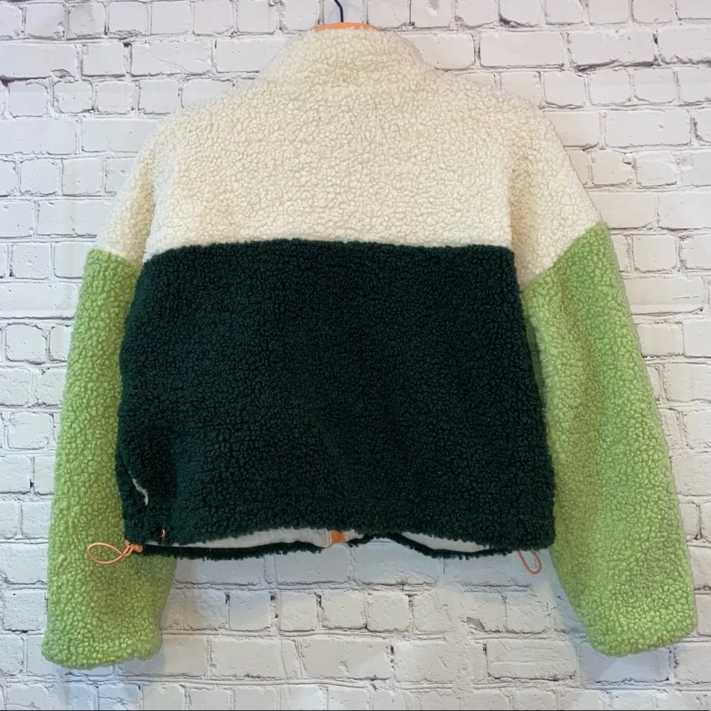 NWOT Wild Fable Colorblock Sherpa Crop Full Zip Jacket - Image 5