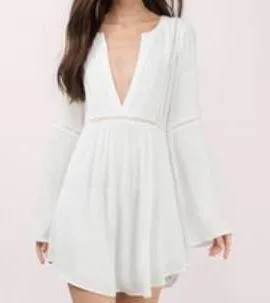 Tobi White Plunge Vneck Neckline Dress - Image 2