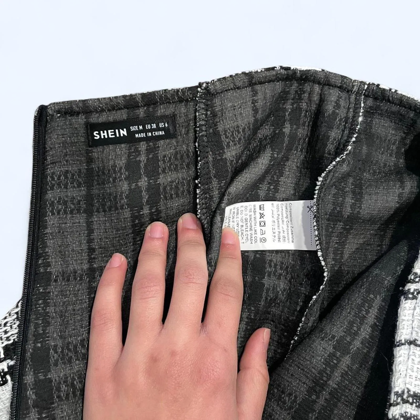 shein size medium plaid skort - Image 5