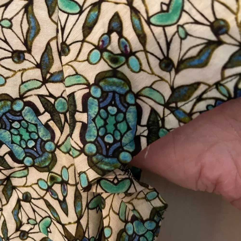 Van Heusen Cap Sleeve Abstract Floral Blouse - Image 4