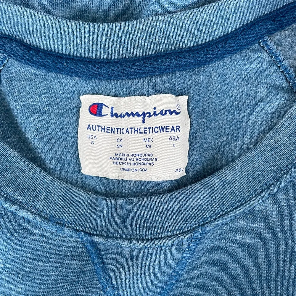 Champion Vintage Blue Retro Patch Logo Sweatshirt Size Small - Image 4