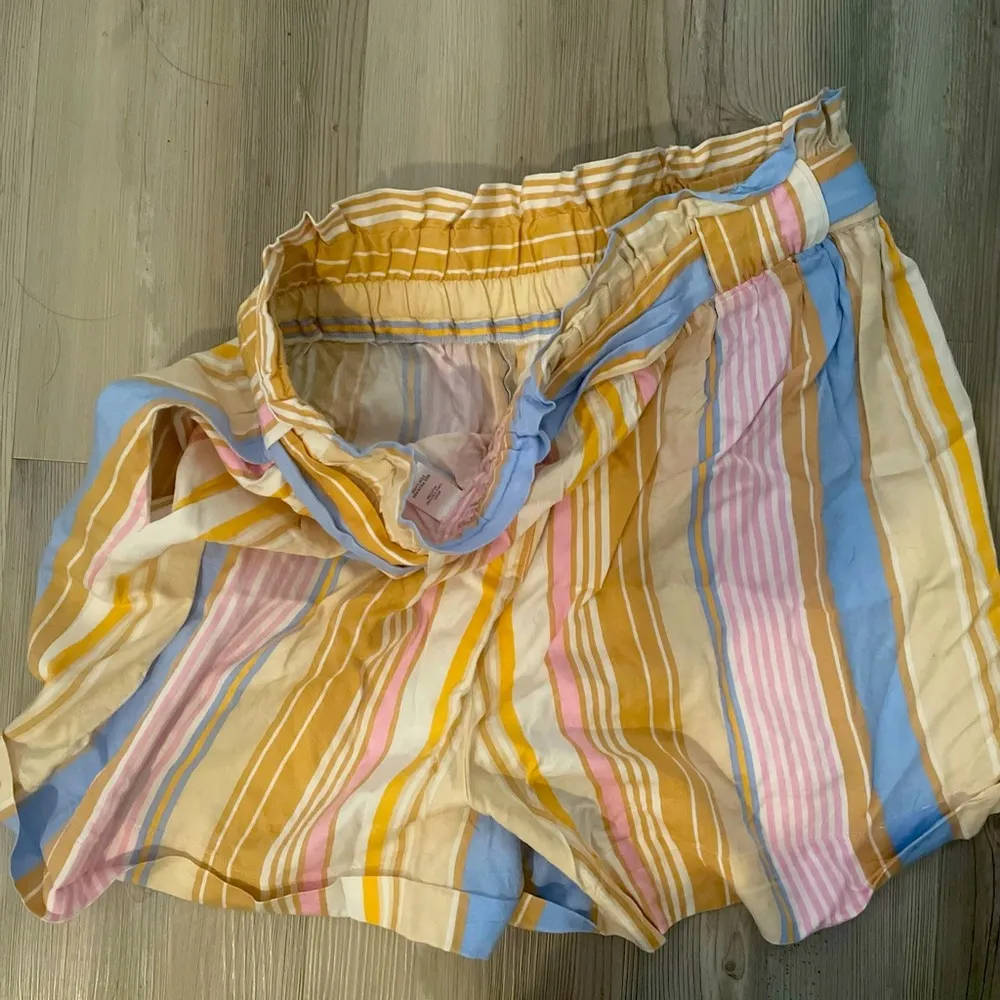 Striped paper bag style shorts Multiple Size L - Image 5