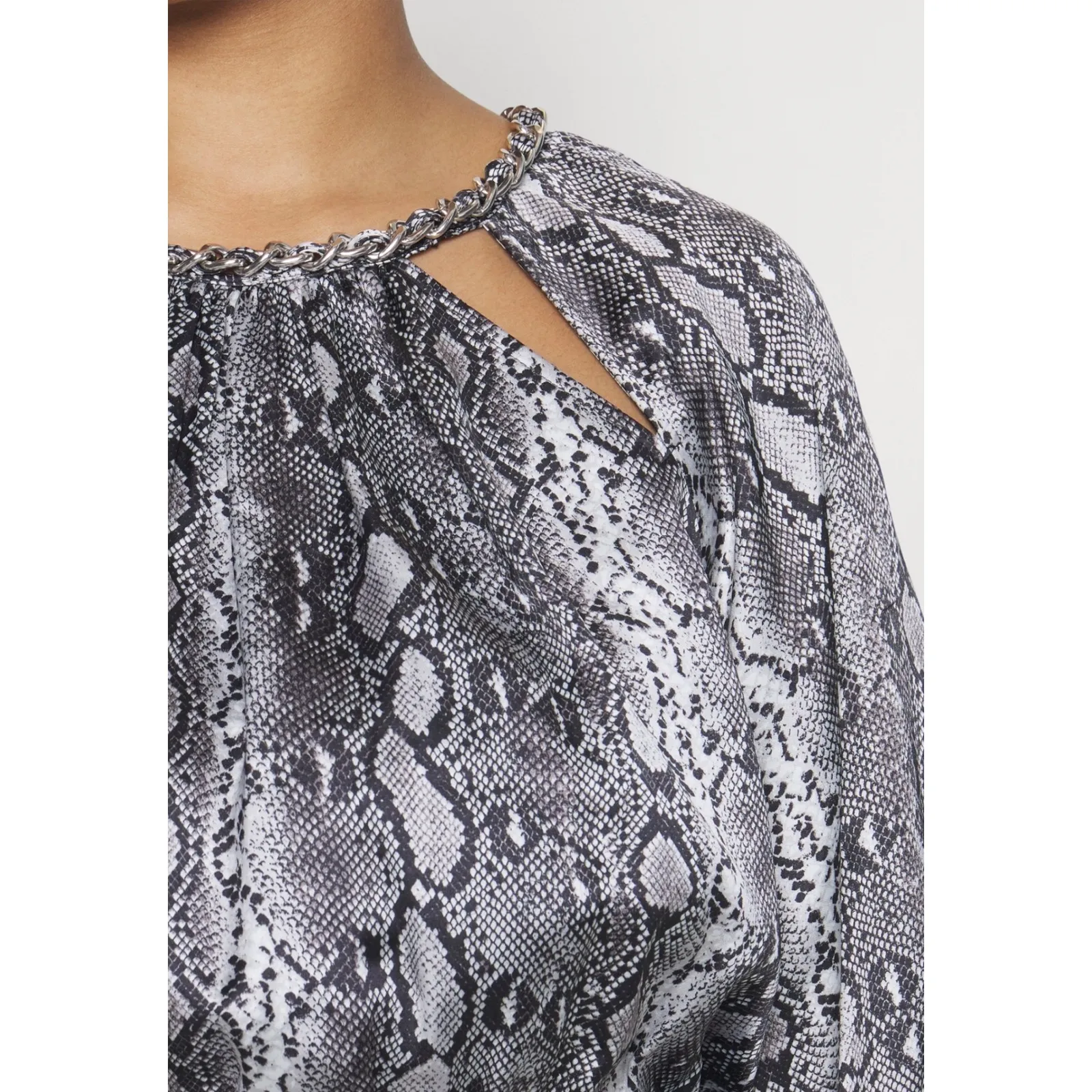 MICHAEL‎ KORS Snake Print Chain Neck Cutout Long Sleeve Mini Dress M - Image 2