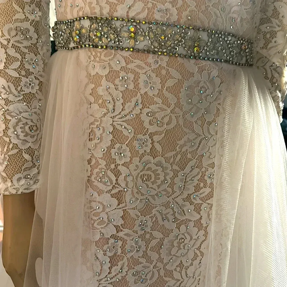 Envious Couture Prom by Karishma Collection ball gown/pageant dress size 16 White - Image 4