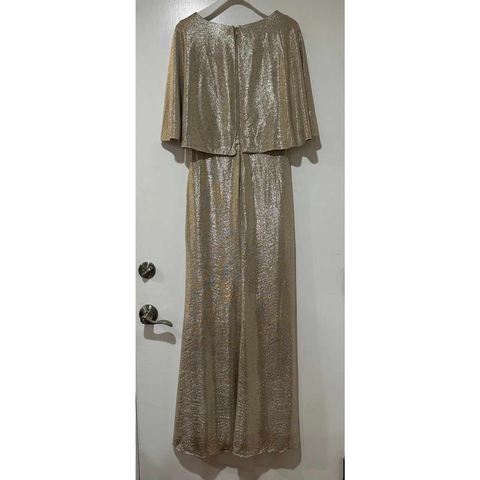 Lauren Ralph Lauren Foil Print Jersey Cape Gown Gold Size 8 NWT - Image 13