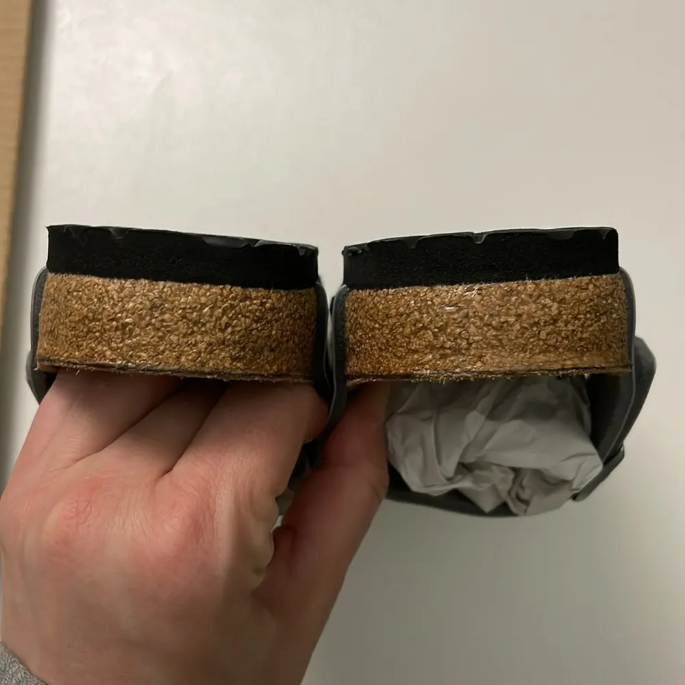 Birkenstock Sandals Gizeh Birko-Flor Thong Buckle Patent Alloy Silver Metallic - Image 10