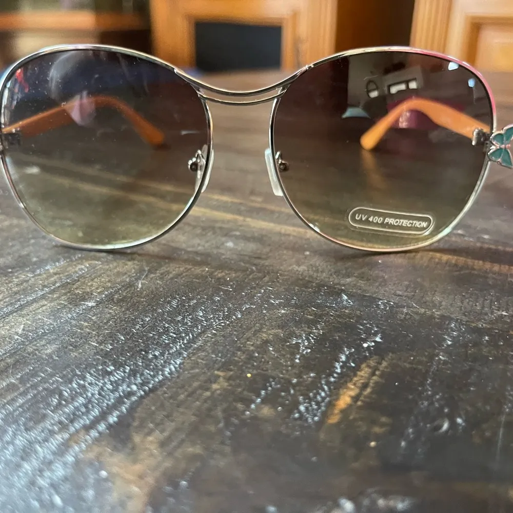 Mustard Yellow Sunglasses with Turquoise Butterflies Aviator Style - Image 2