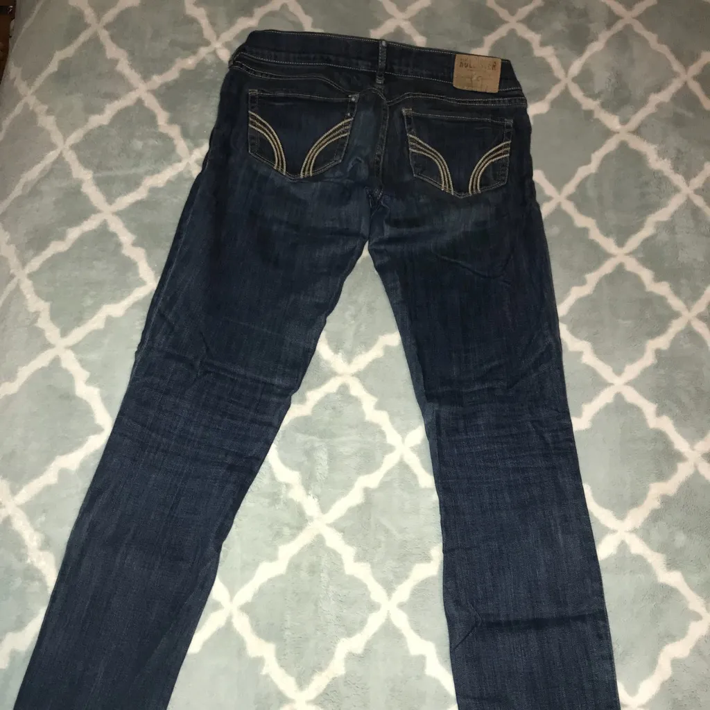 Hollister retro low rise skinny // WORN poor condition - Image 3