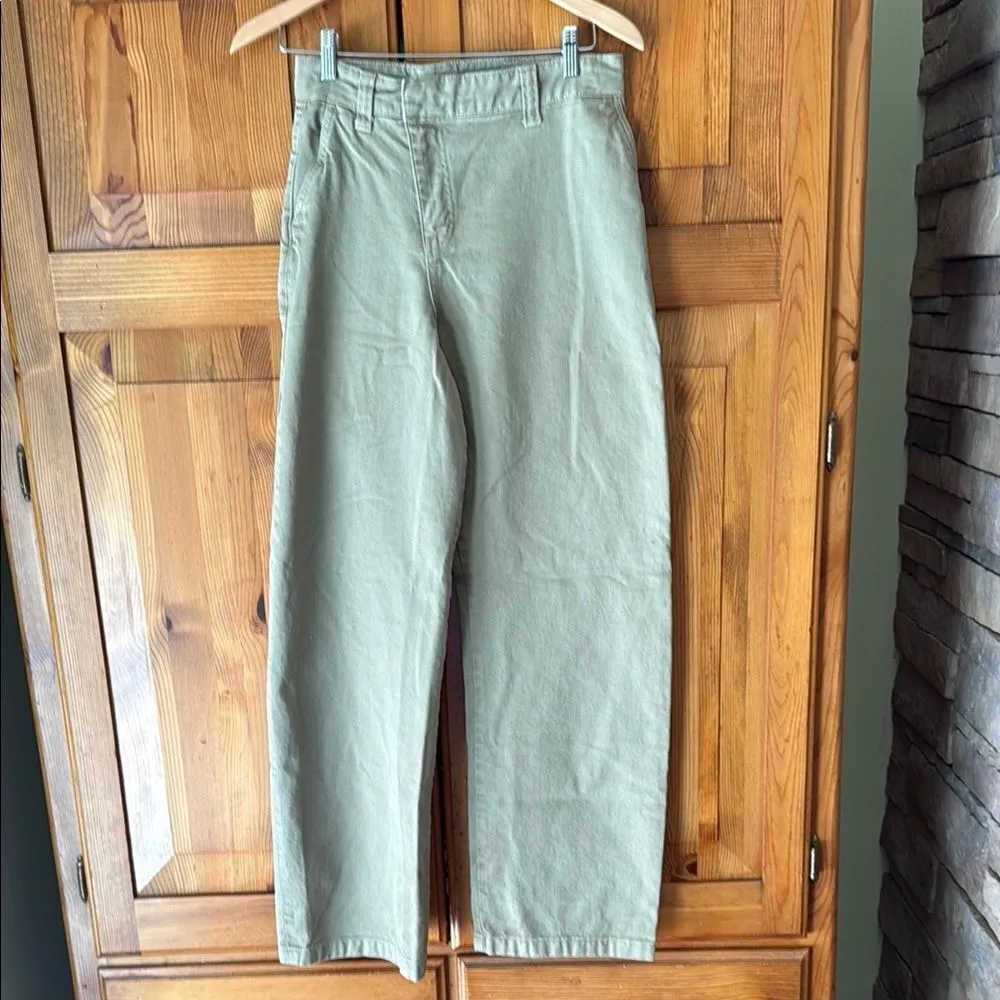 Zara women’s khaki jeans.  Oversized.  Size Small. - Image 9