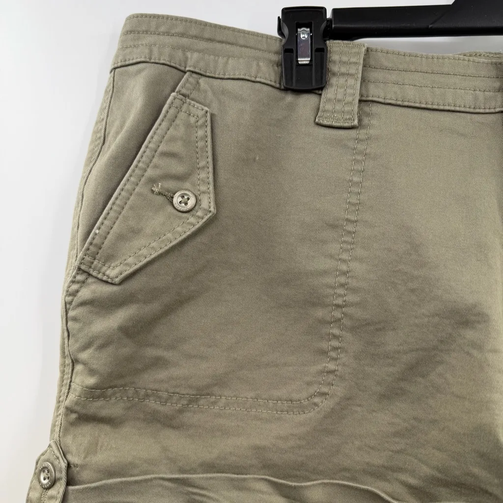 Torrid 3.5 Inch Military Stretch Twill Mid-Rise Shorts plus sz 20 NWT army green - Image 2