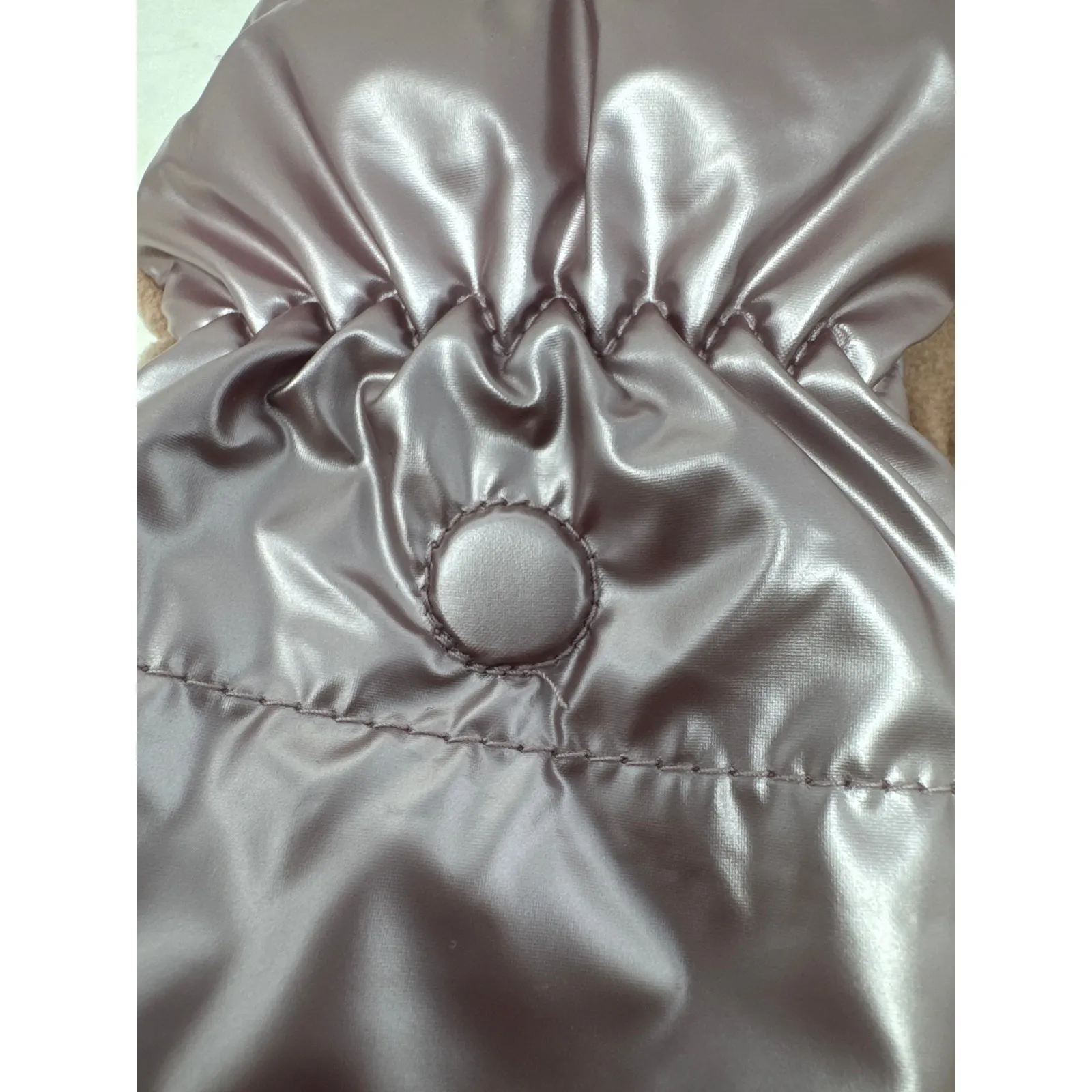 Brand New Isotoner Women's Size S/M Black Pink Snow & Waterproof Gloves Mittens - Image 8