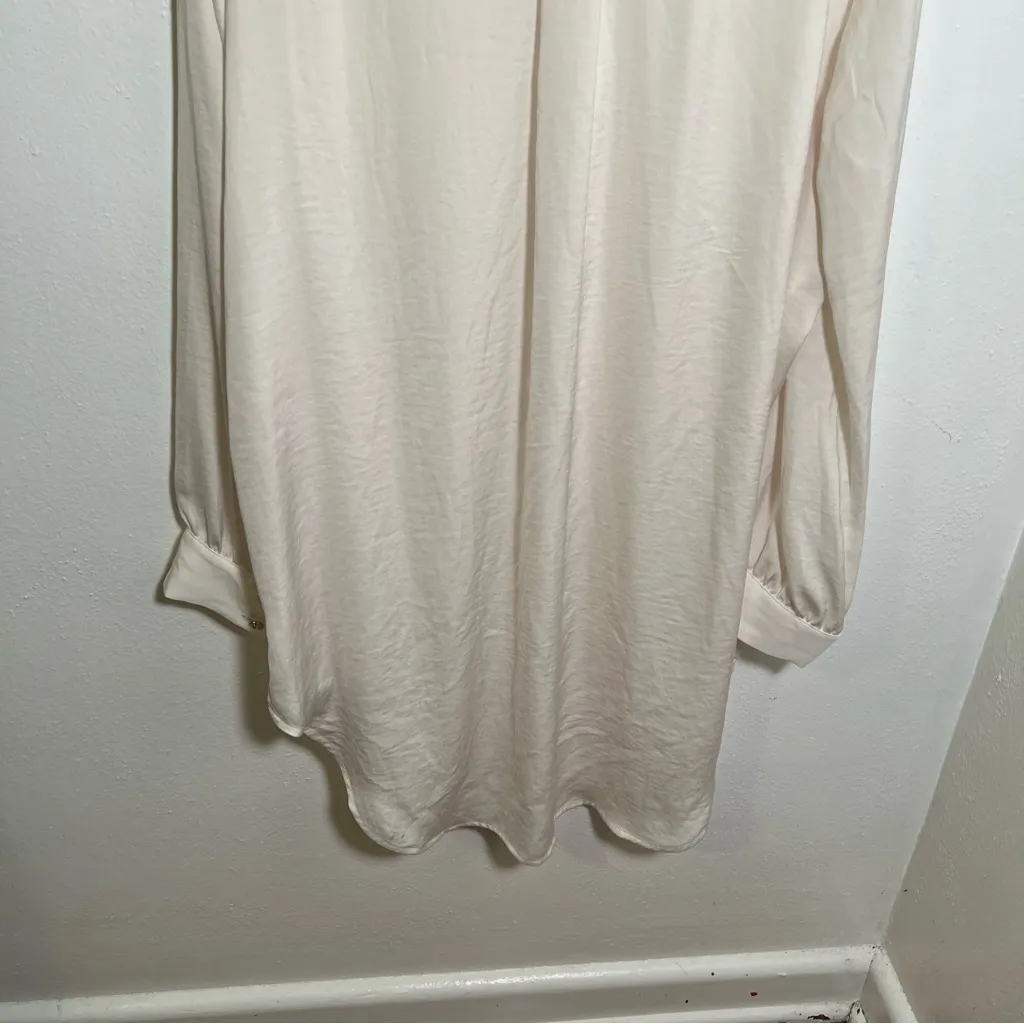 Express Button Down Blouse Cream Satin Pearl Buttons XL - Image 10
