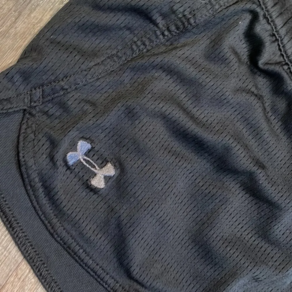 Under armor CU BUFFS running shorts - Image 2