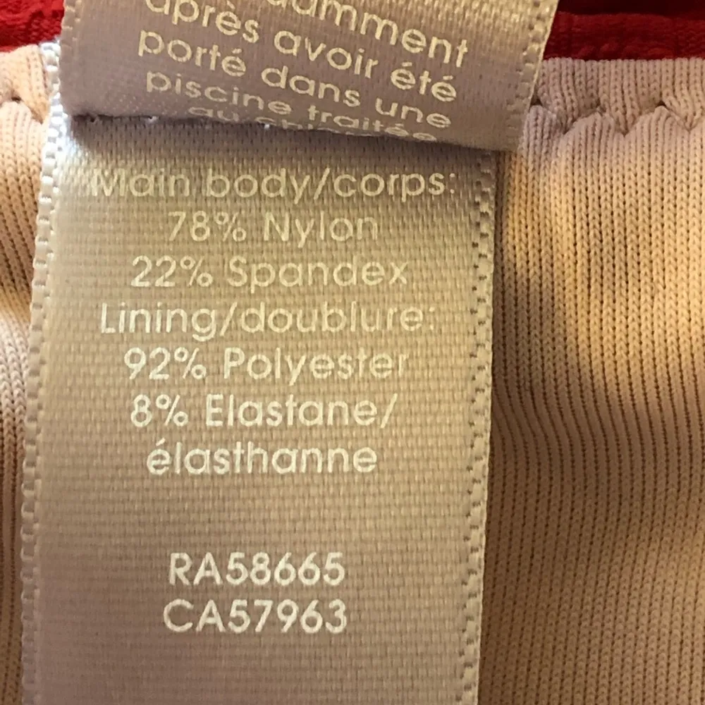 Chelsea28 Easy Retro Textured Red One Piece Swimsuit Size Large NWOT - Image 4