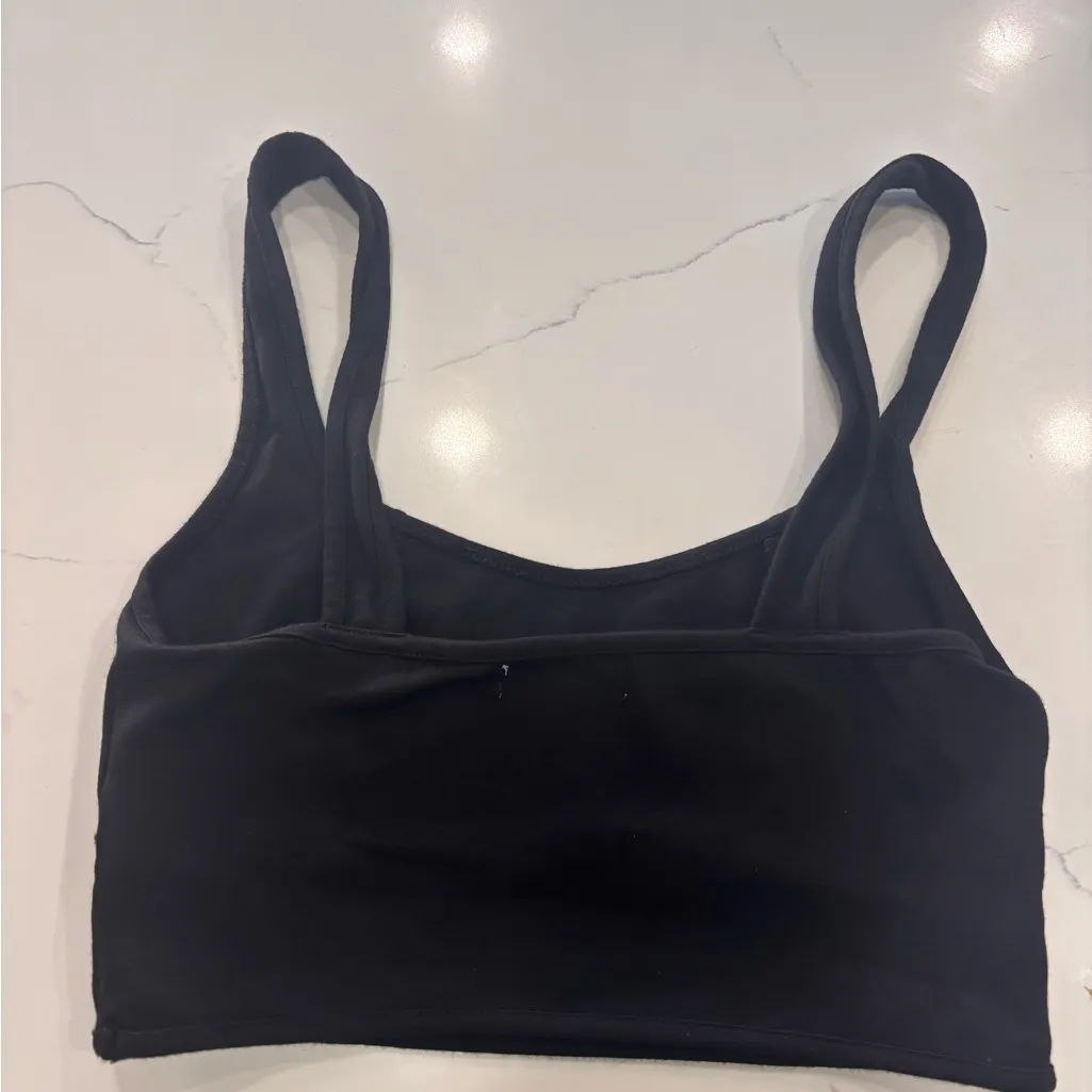 Urban outfitters Women's Black Sports Bra size
M - Image 3