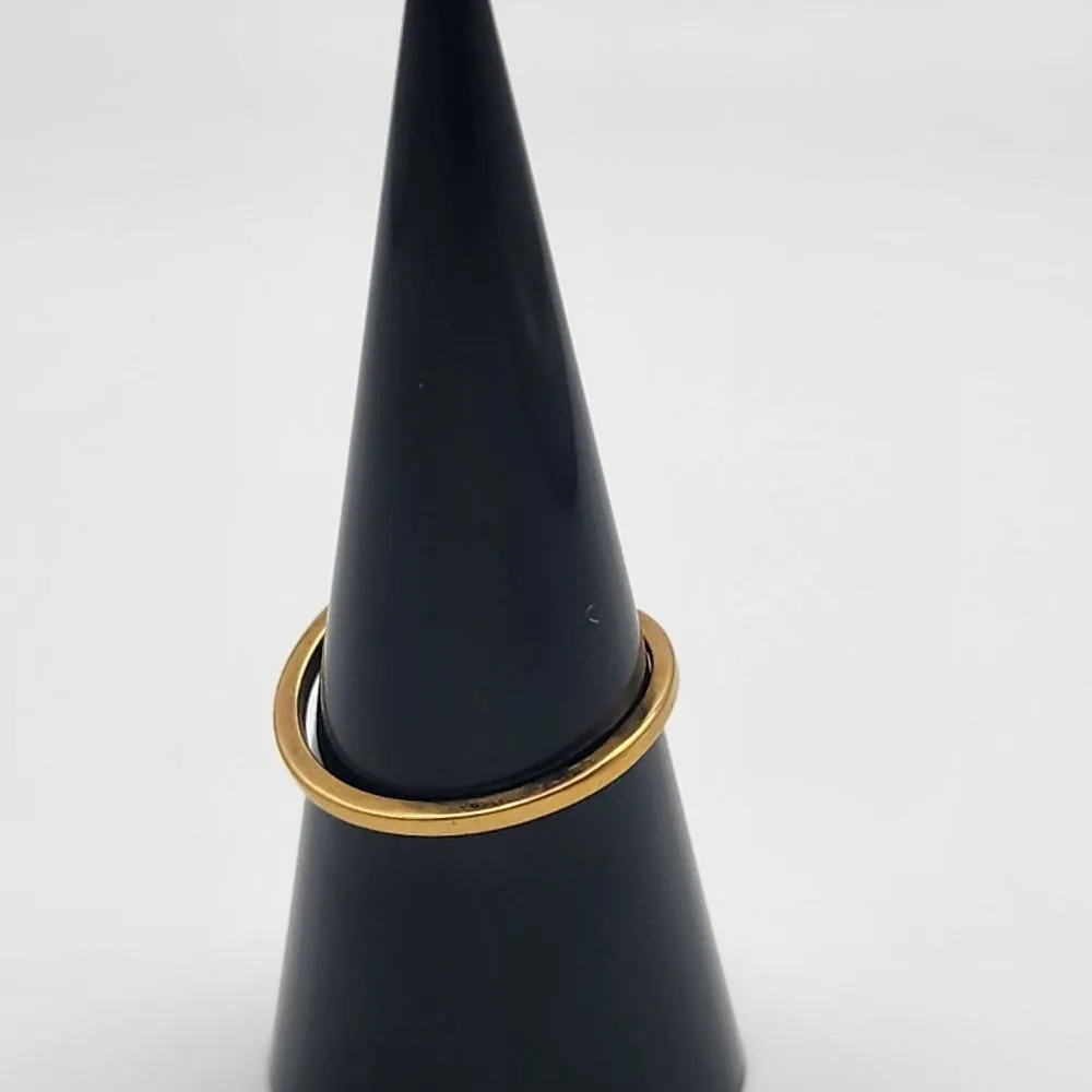 Vintage Avon Gold Tone & Purple Rhinestone Ring (7) - Image 4