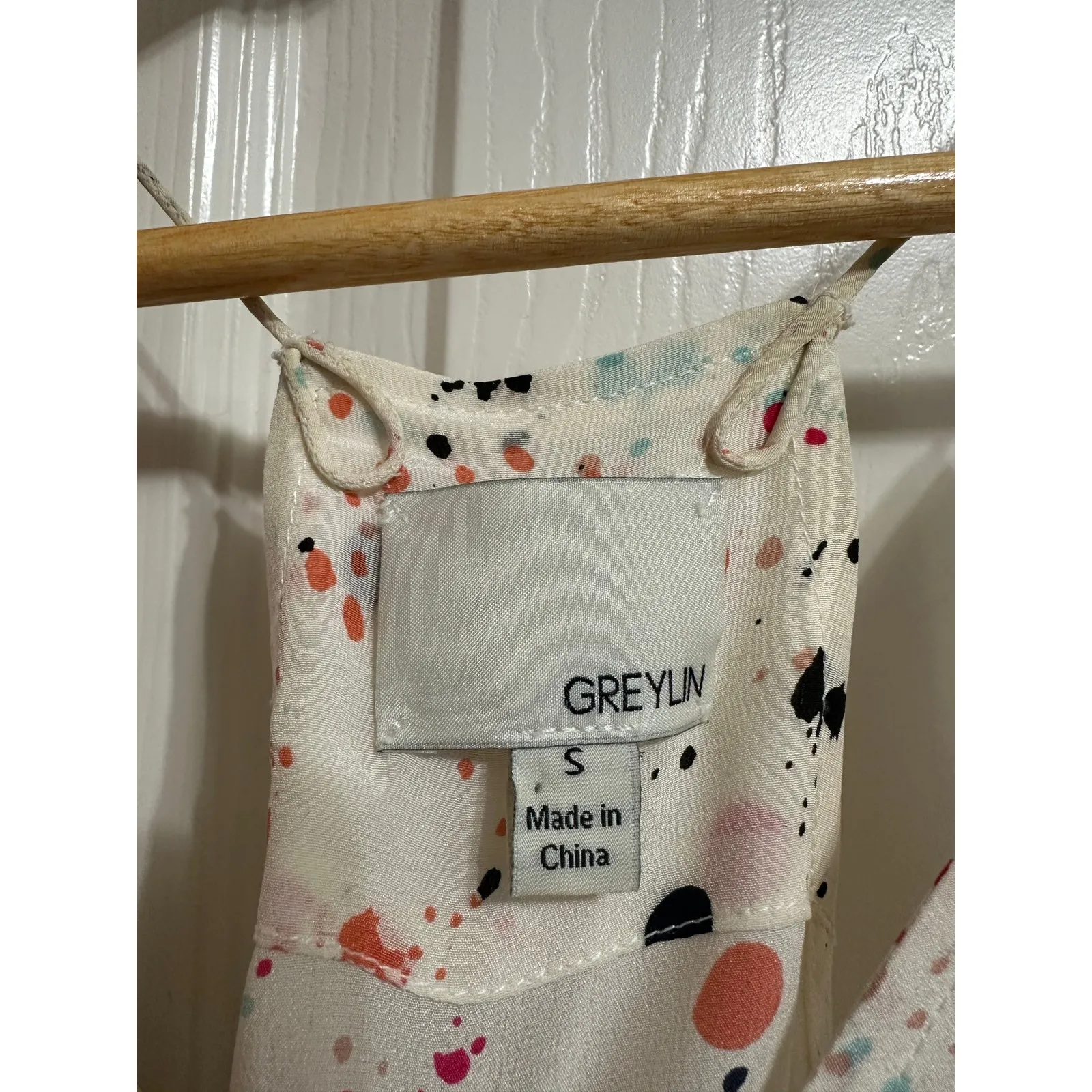 Greylin cream ruffle‎ spaghetti strap top size Small - Image 2