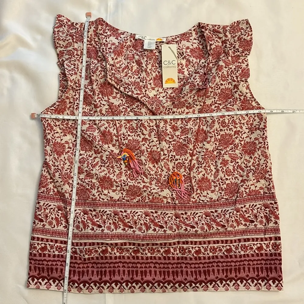 C&C California Ruffled Cap Sleeve Top V-neck with Tassel Details Red White S NWT - Image 5