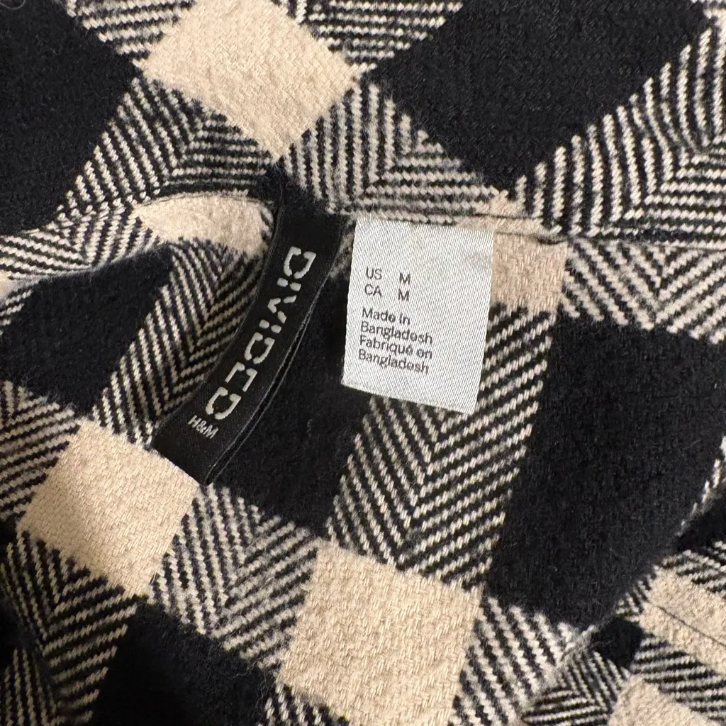 💜 Black and White Plaid Shirt Jacket Shacket - Image 4