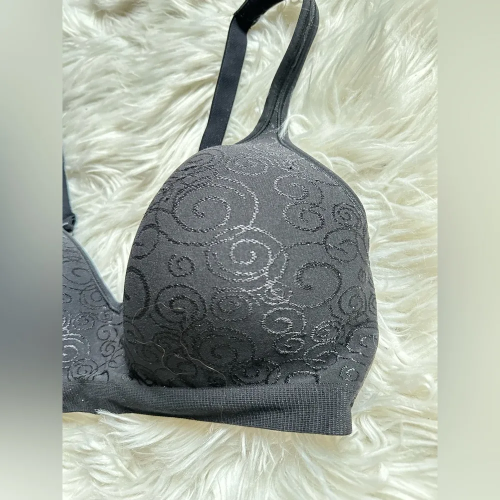 Bali lightly padded wireless bra Black Size undefined - Image 2