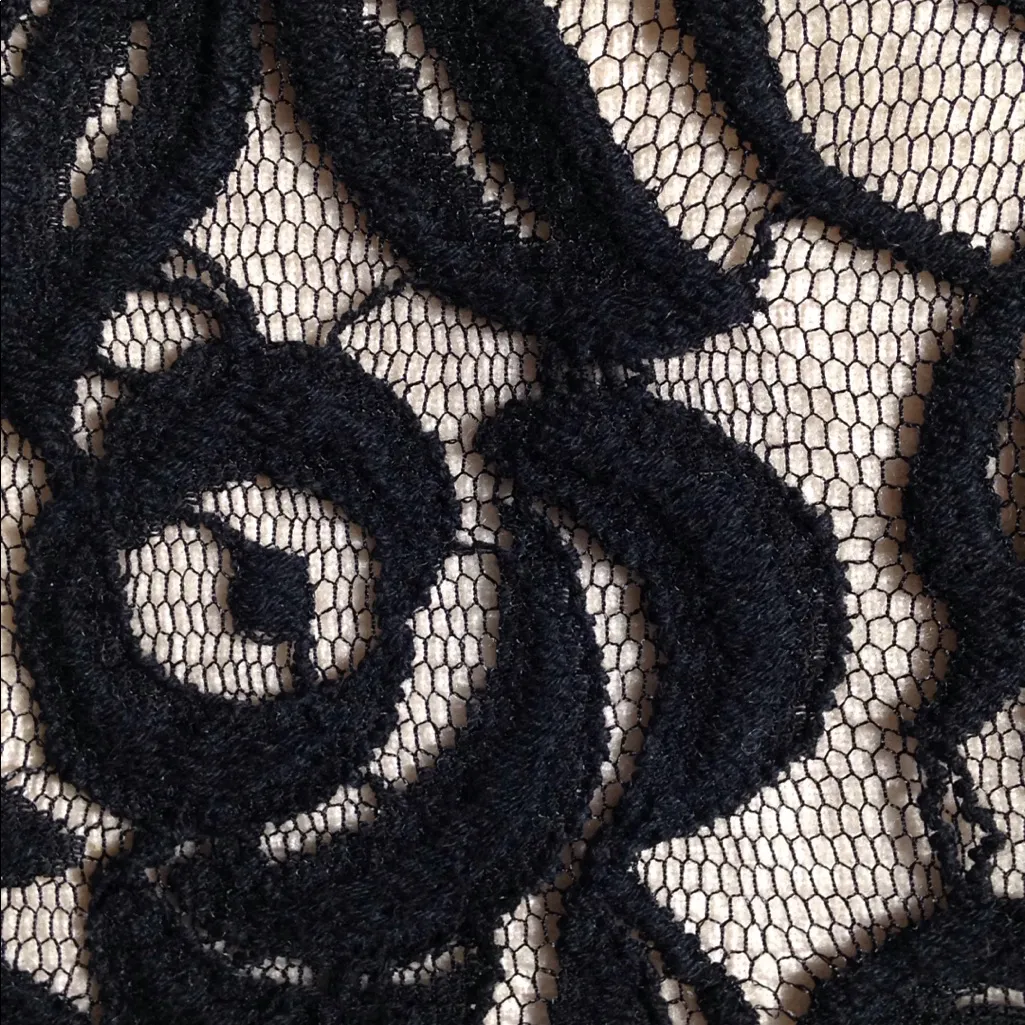 FINAL MARKDOWN Ladies' Ann Taylor Petites Lined Pencil Skirt 0p - Image 3