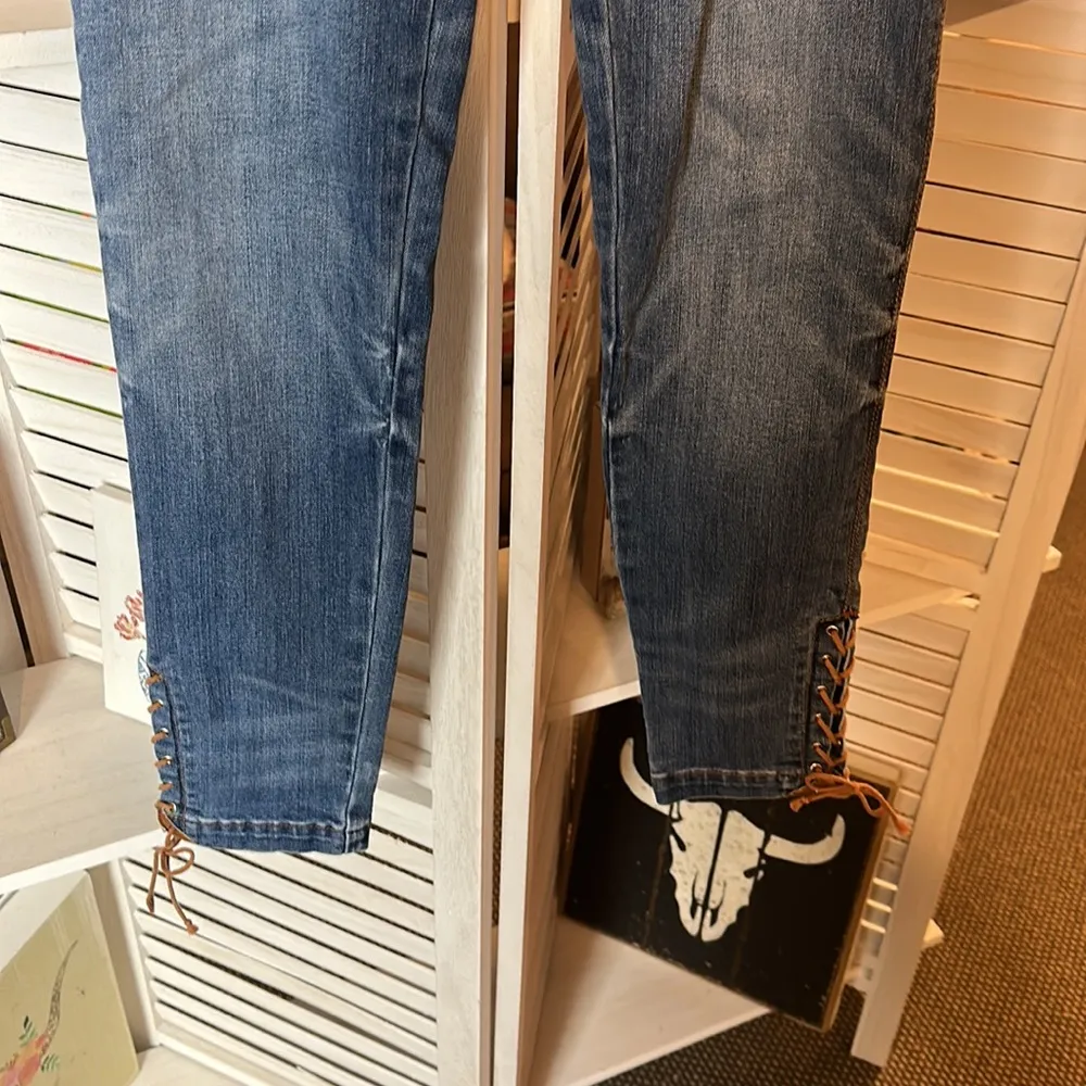 White House Black Market The Skimmer Skinny Jeans With Faux Leather Detailing - Image 3