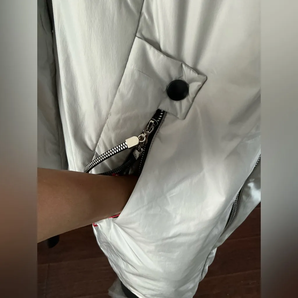 Women’s practical and stylish coat NWOT🔥 Gray Size undefined - Image 9