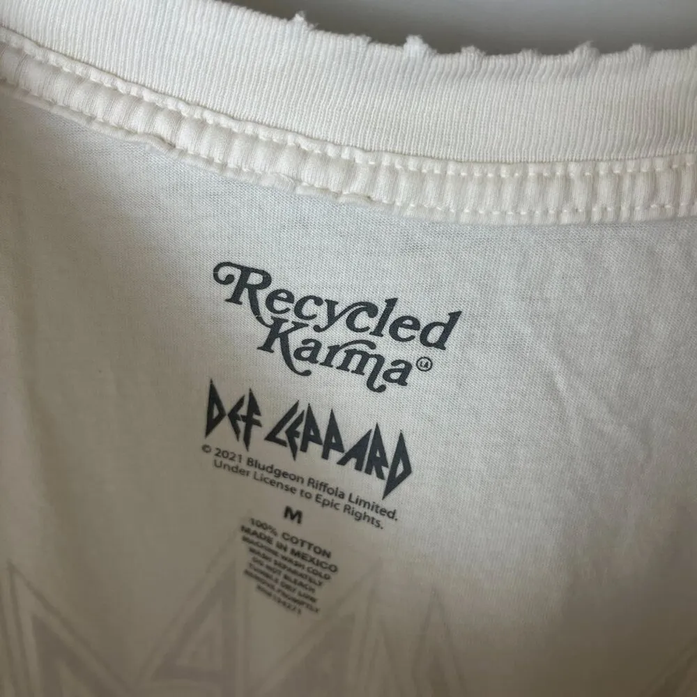 Distressed Def Leppard T Shirt White Medium M Music Band Graphic Tee High N Dry - Image 4