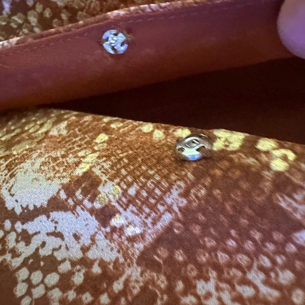 Buddy Love Katrina surplice vneck long sleeve gold foil snack print body suit - Image 10