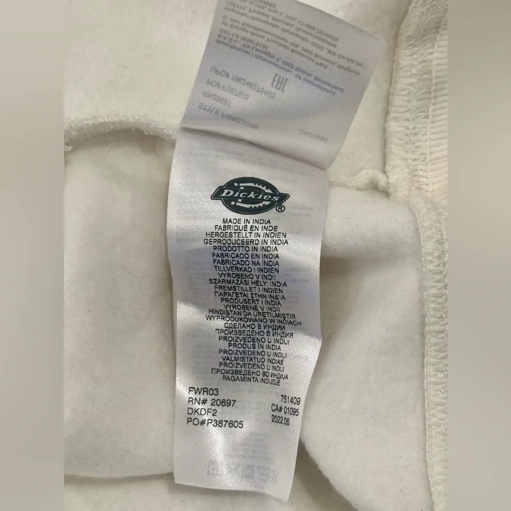 NWT Women’s Dickies Cropped Sweater - Image 6