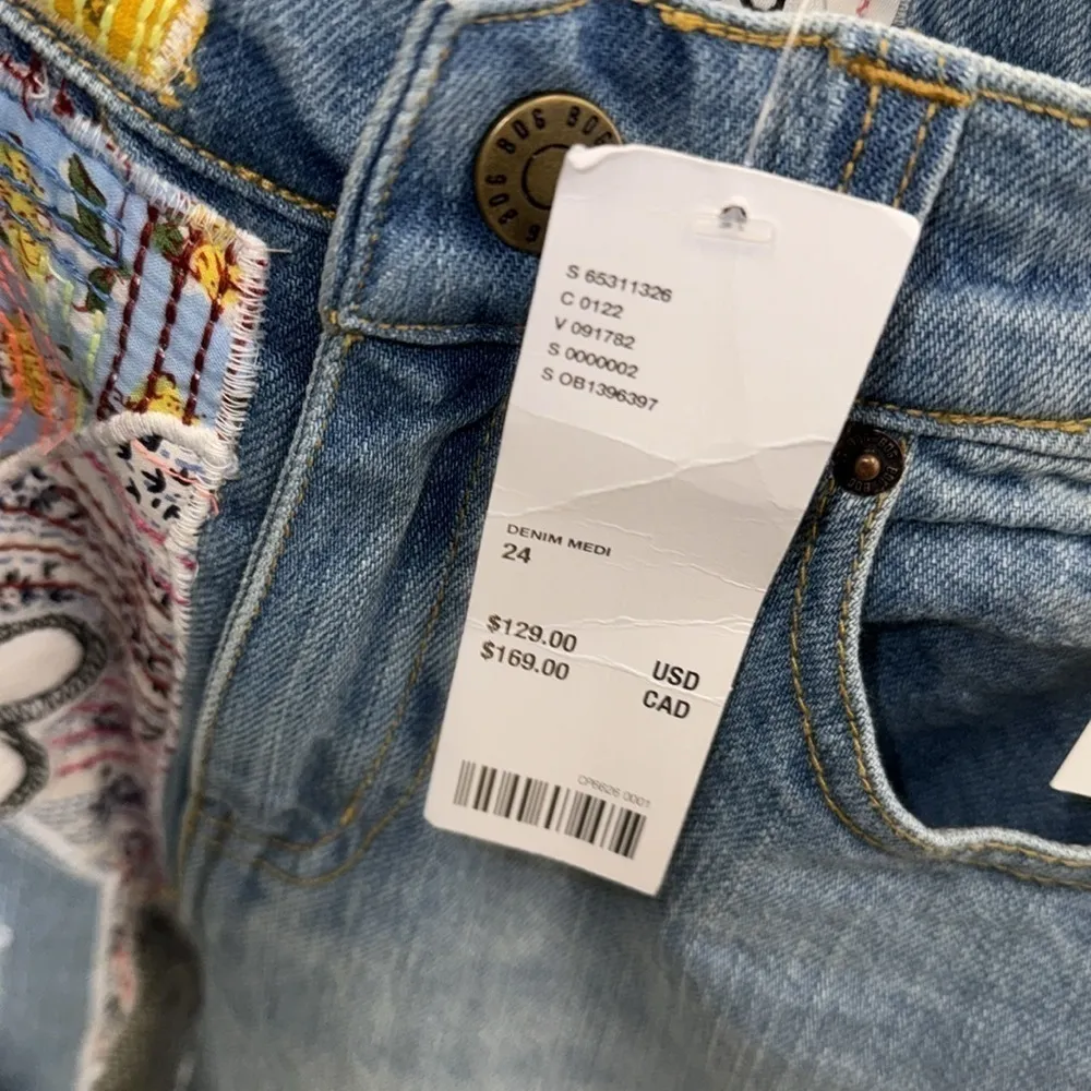 BDG jeans patchwork raw hem size 24 urban outfitters NEW crochet - Image 8