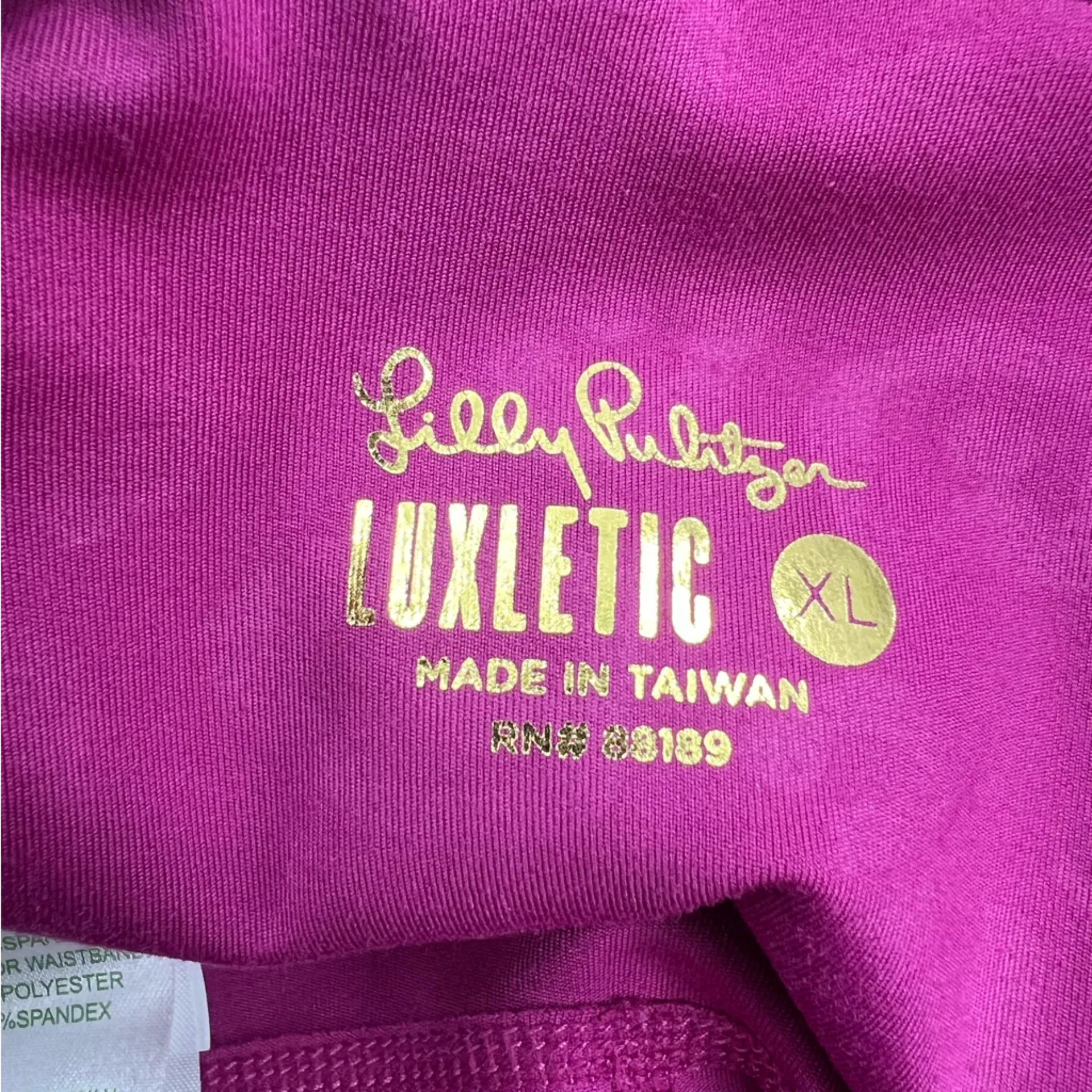 Lilly Pulitzer Luxletic Weekender High Rise Leggings XL Embossed Bordeaux Berry - Image 5