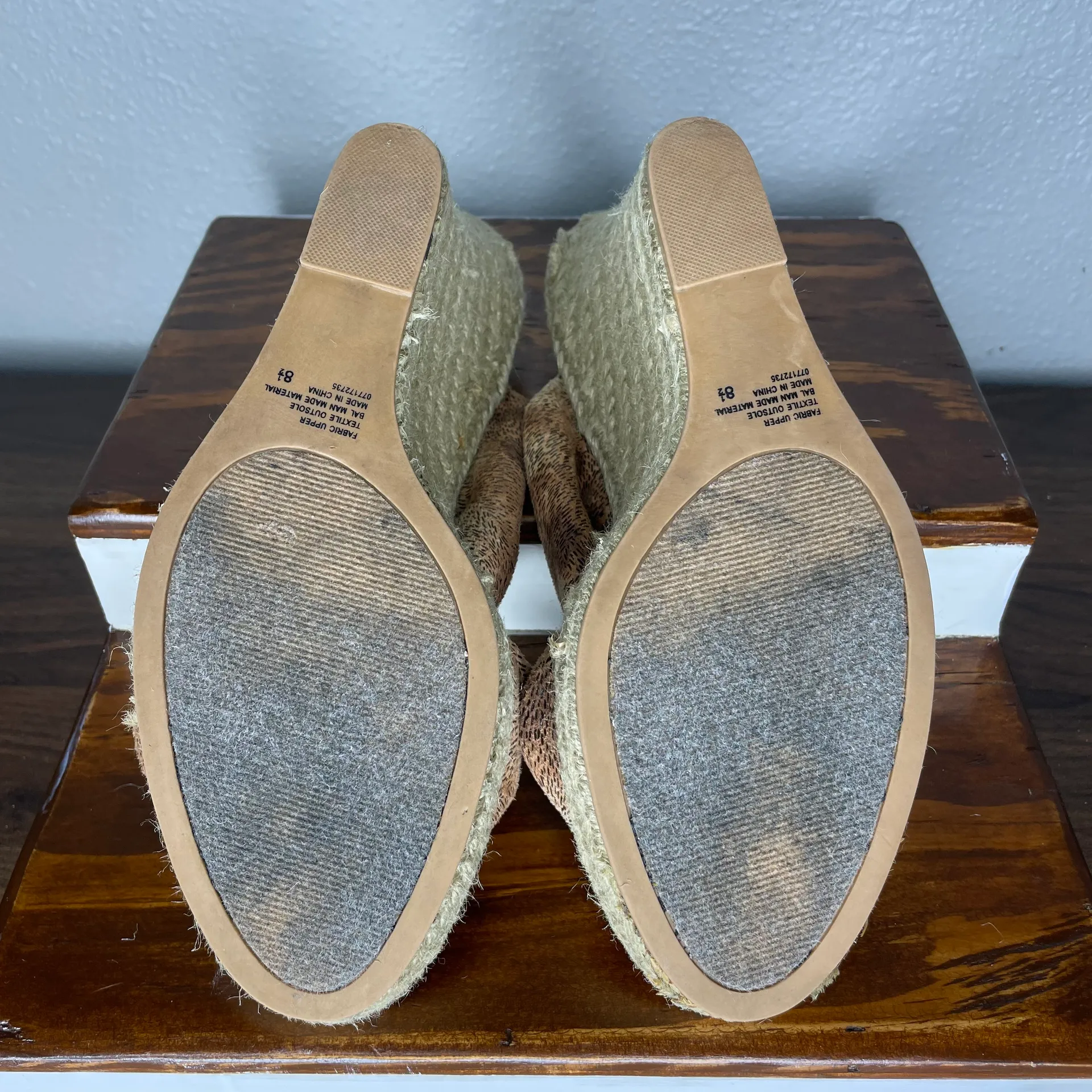 Xhiliration Animal Print Wedge Sandals Tan Cream Size 8.5 - Image 12