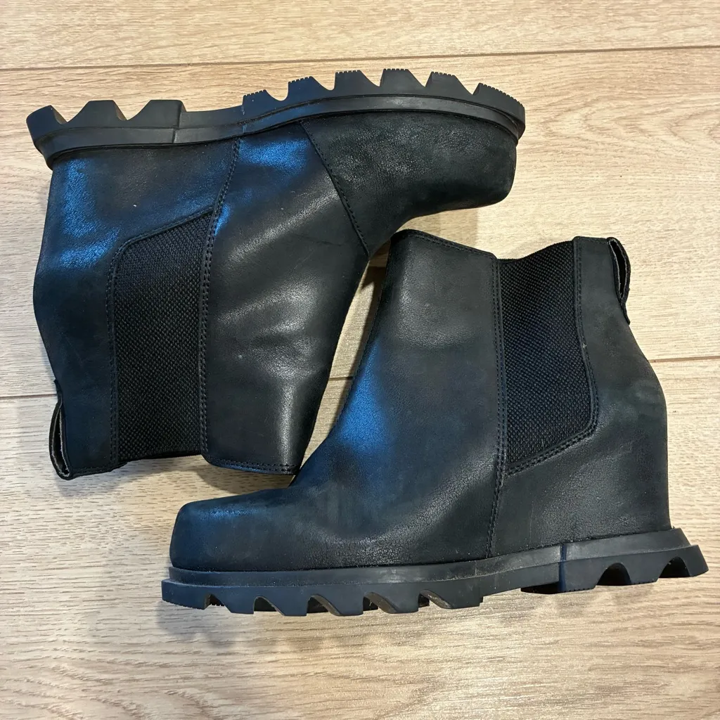 Sorel Women’s Joan of Arctic Wedge Ankle Booties Leather Black Size 7.5 Wide - Image 5