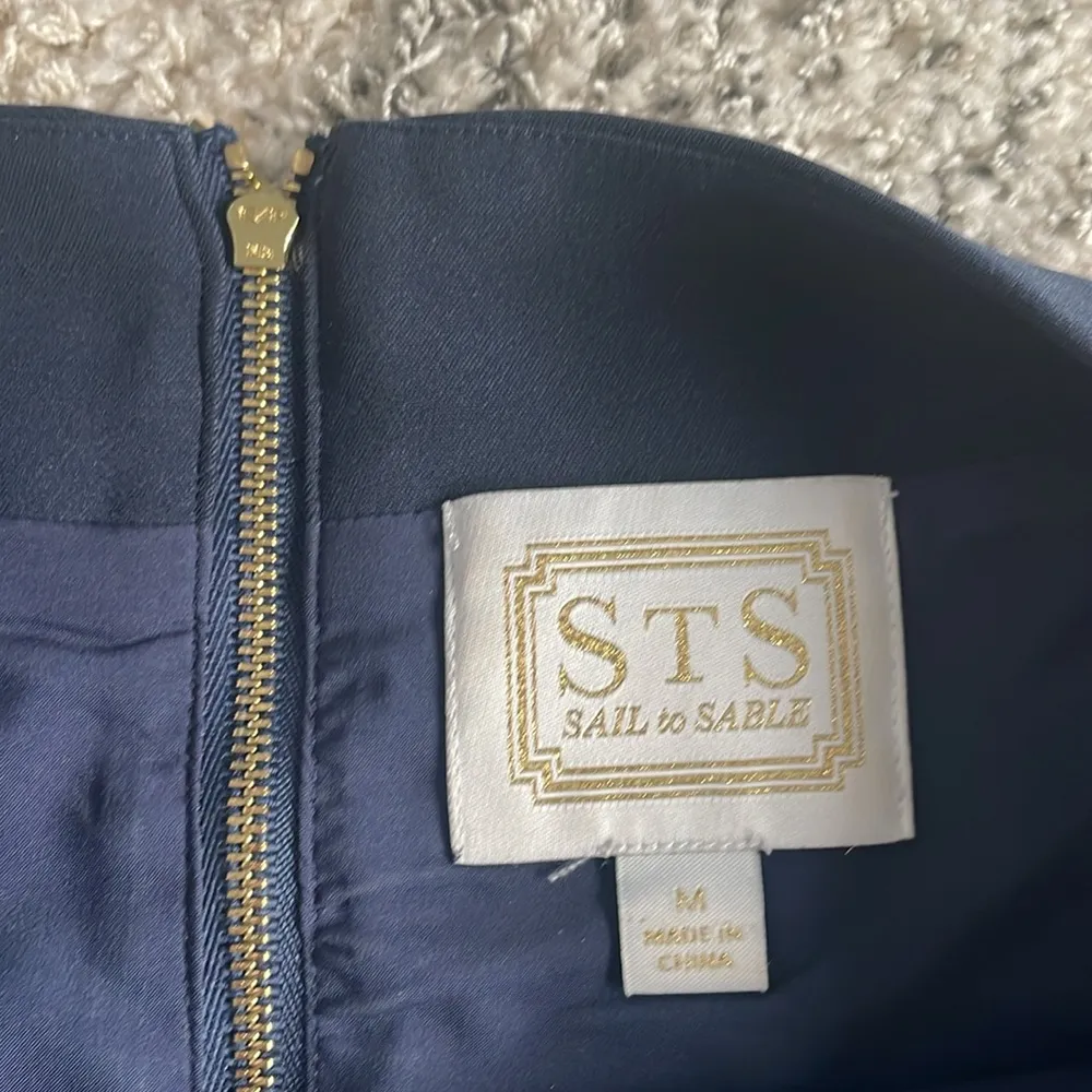 Sail to Sable Bell 3/4 Sleeve Navy Blue Top Size Medium - Image 3