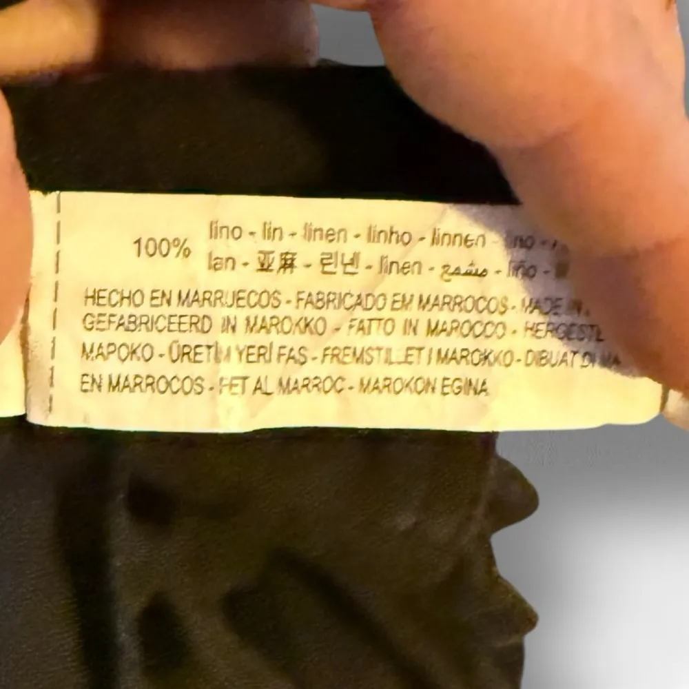 Zara Linen Black Wraparound Cropped Top - Image 5