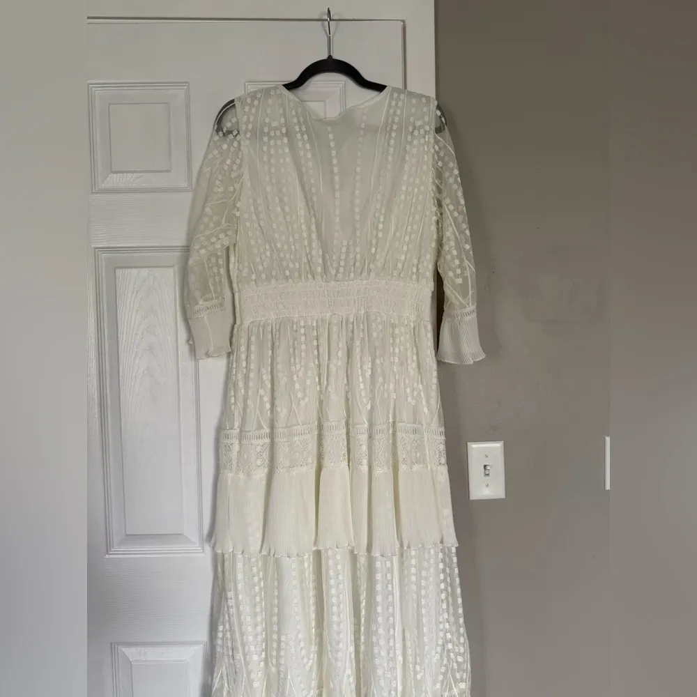 A Beautiful Soul Elegant White Maxi Dress Lace Ruffles Size L - Image 10