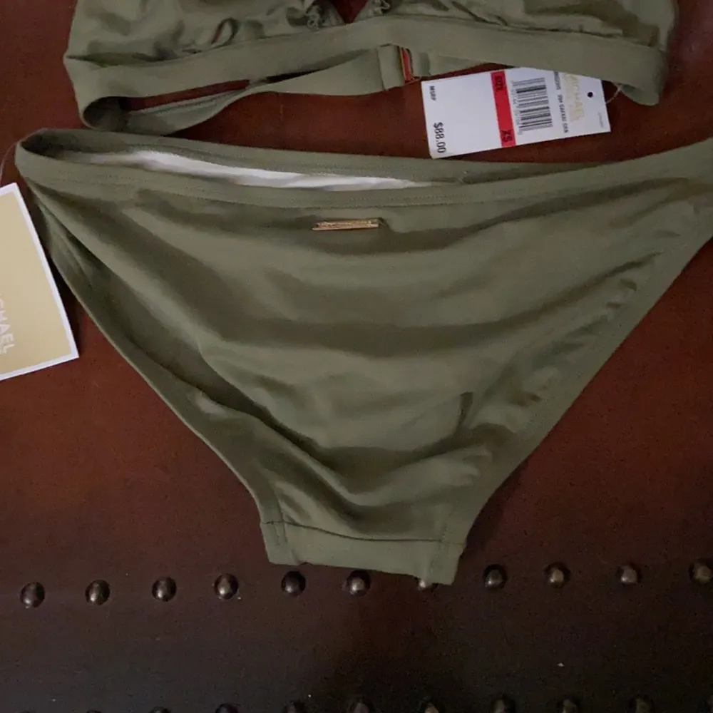 Micheal Kors  ruffled swimsuit 2 piece - Image 4