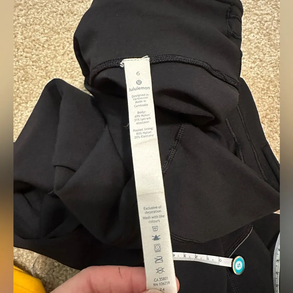 Lululemon Speed Up Crop (21") Tight Legging Black Size 6 - Image 13