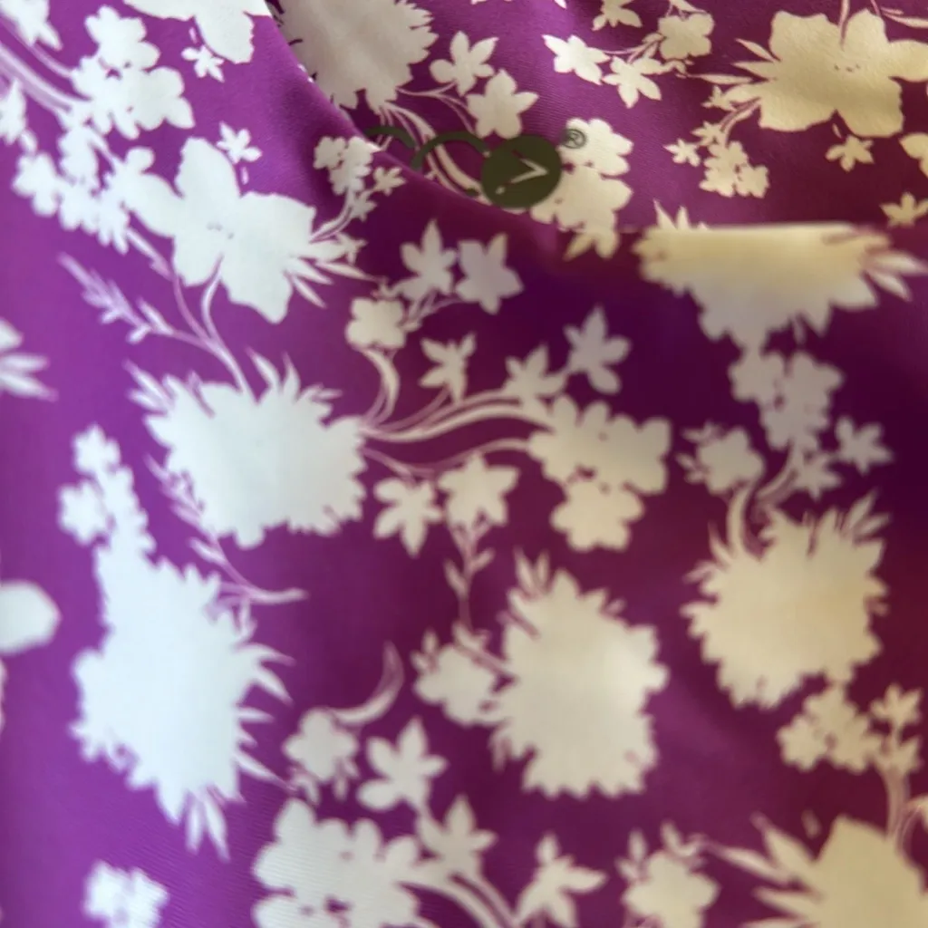 NWT BECCA Purple Floral Crop Top Medium - Image 6