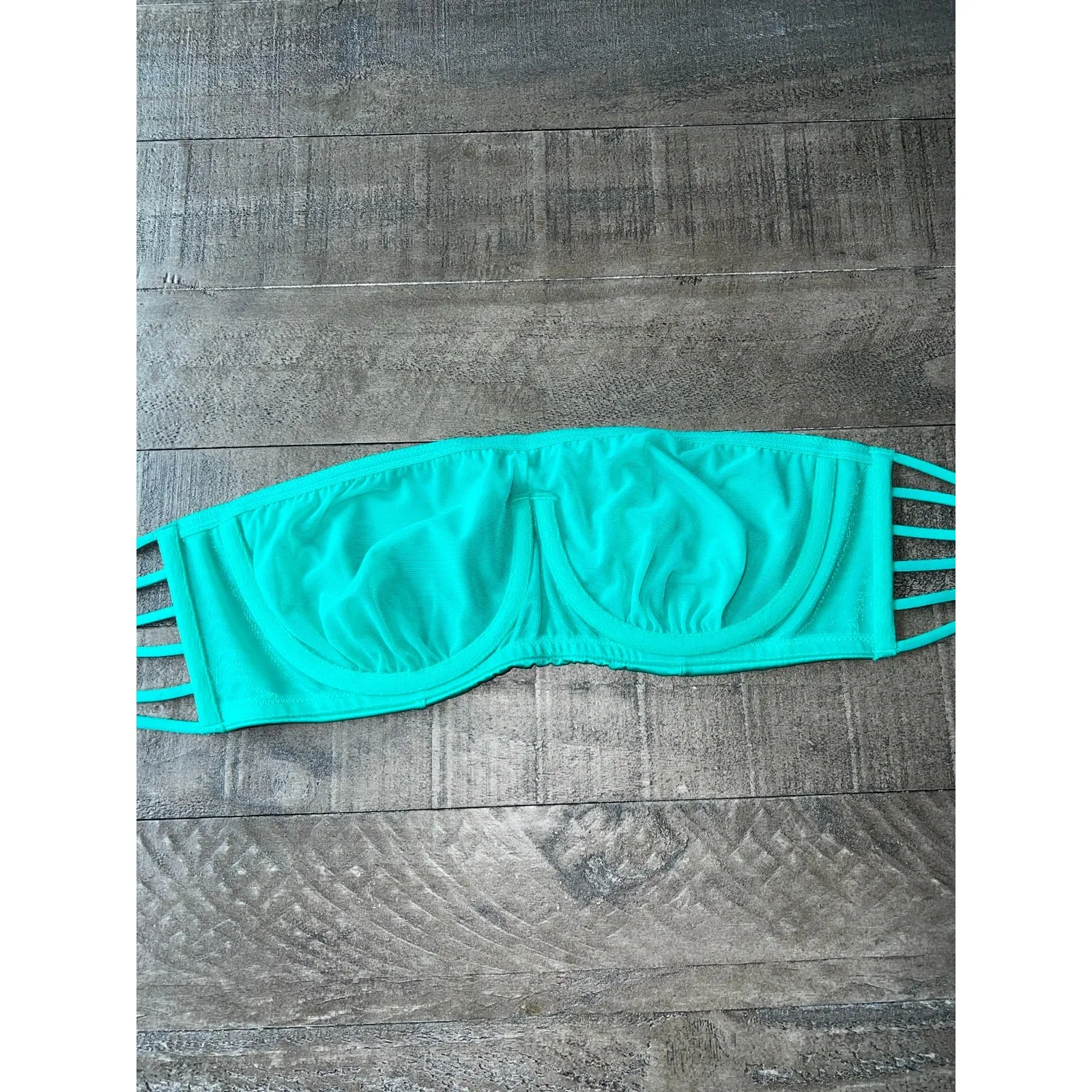 NWOT Teal Green Victoria's Secret unlined Bandeau Yoga Strappy Detail size 36C‎ - Image 4