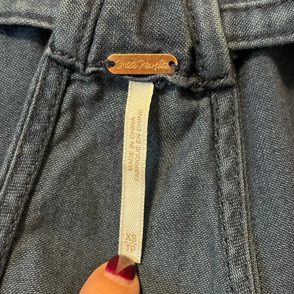 Free People Halter Style Jumpsuit With Crop Wide Leg Frayed Hem Size XS - Image 4