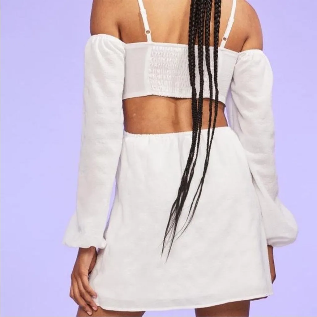 H&M Dividend White Cut-Out Mini Dress Long Sleeves V Neck Ring Detail - Image 2