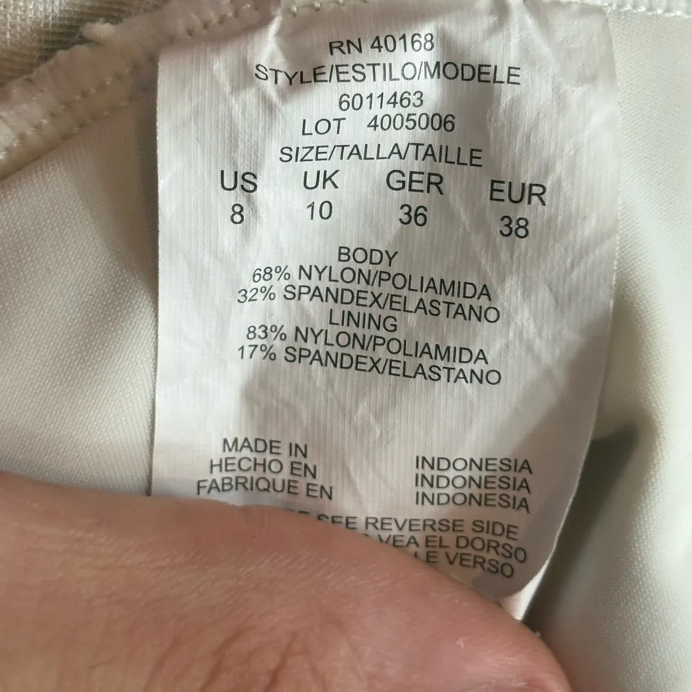 Magic suit miracle suit Natalie one piece modern romance floral bathing suit 8 - Image 4