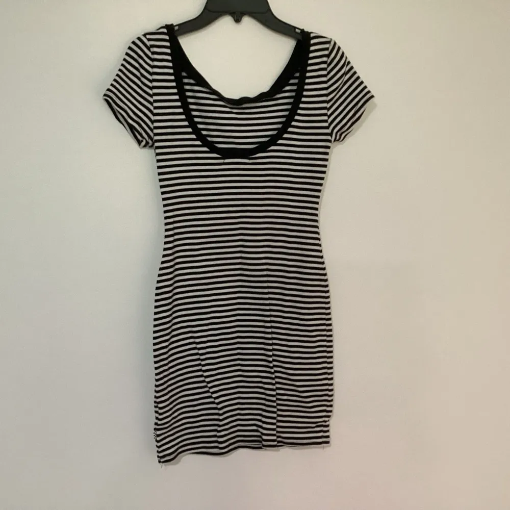 Vans Brentwood Scoop Back Striped Dress Size XS - Image 4