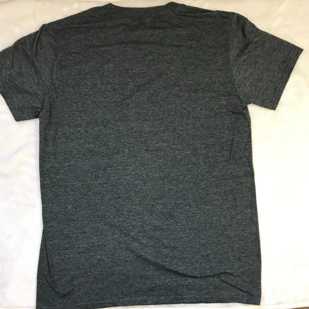 Pink Floyd Womens Seamless Crewneck Band Tee Graphic T-Shirt Medium Short Sleeve - Image 9