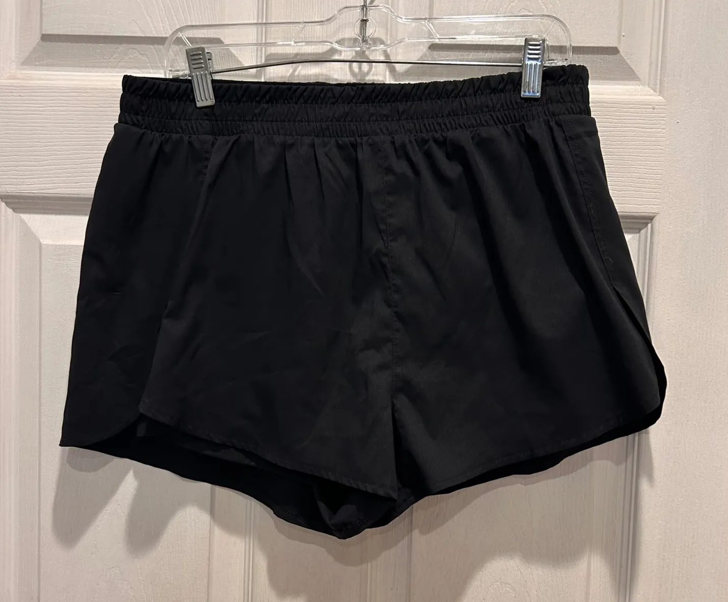 Girlfriend Collective Large Black Moss Trail Shorts Golf Tennis Pickleball - Image 1