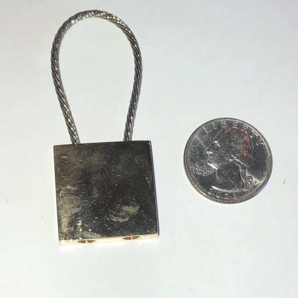 Gold Tone Vintage Square Padlock Keychain - Image 3