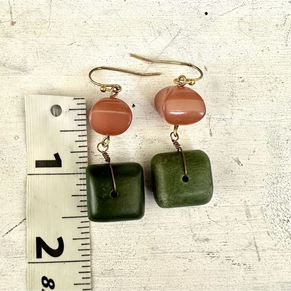 Chico’s Diadora green and orange drop earrings - Image 9