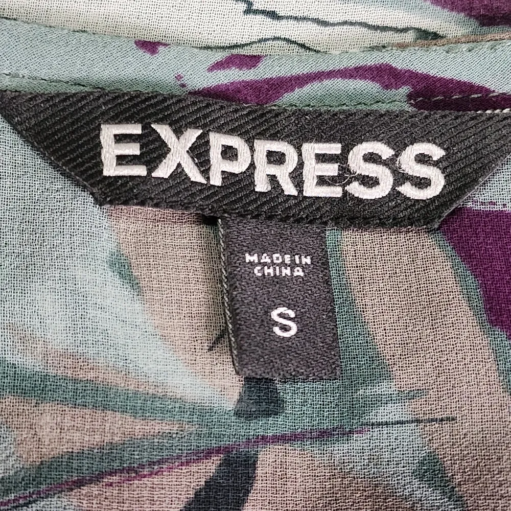 Express Sheer Green Floral Smocked Waist Blouse Top - Image 7